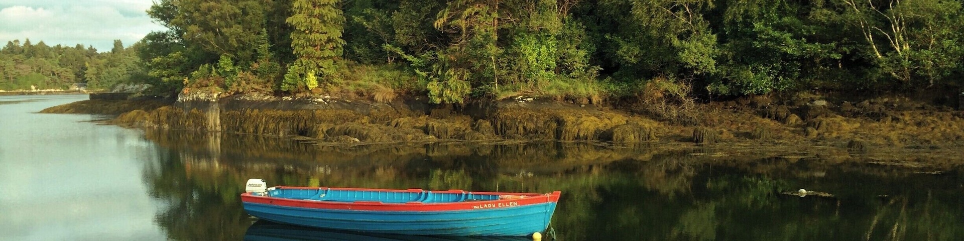 Glengarriff and Garnish provide extreme landscapes adjacent to each other. Glengarriff is surrounded by ancient broadleaved woodland and rugged blanket bog, whereas Garnish Island is one of Ireland's most famous formal gardens. A real surprise surrounded by such wilderness. Glengarriff village has some really good restaurants at very reasonable prices. A must visit location.