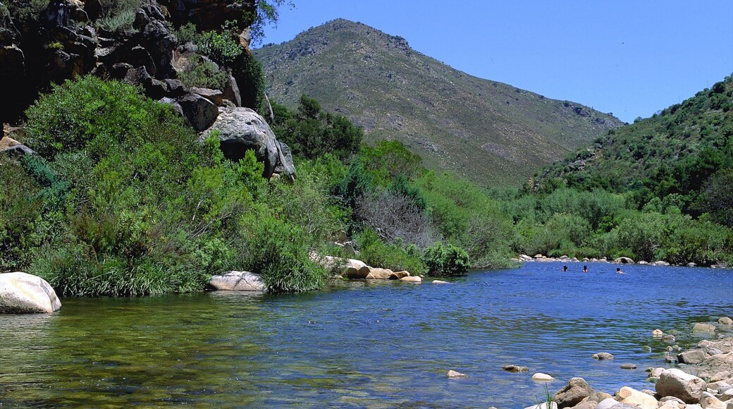 Ceres which includes landscape views, a river or creek and mountains