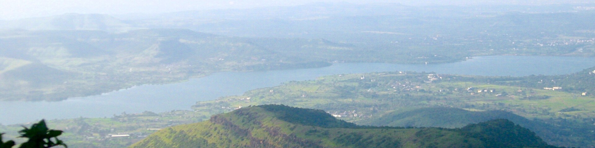 Lonavala which includes landscape views