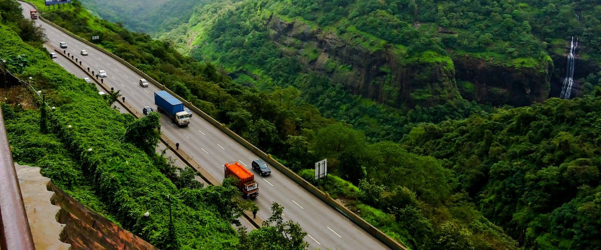 Mumbai Pune Expressway; Shutterstock ID 527269291