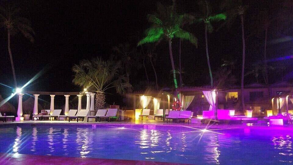 This resort was so quite and relaxing. This is the place that is not too crowded and has everything you want in a resort..