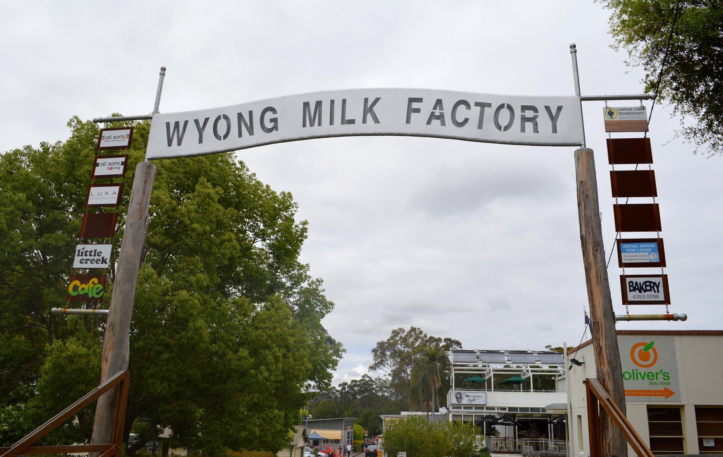 Foodies heaven.  Please head to my facebook blog to read more.  This place is really cool and has something for everyone.