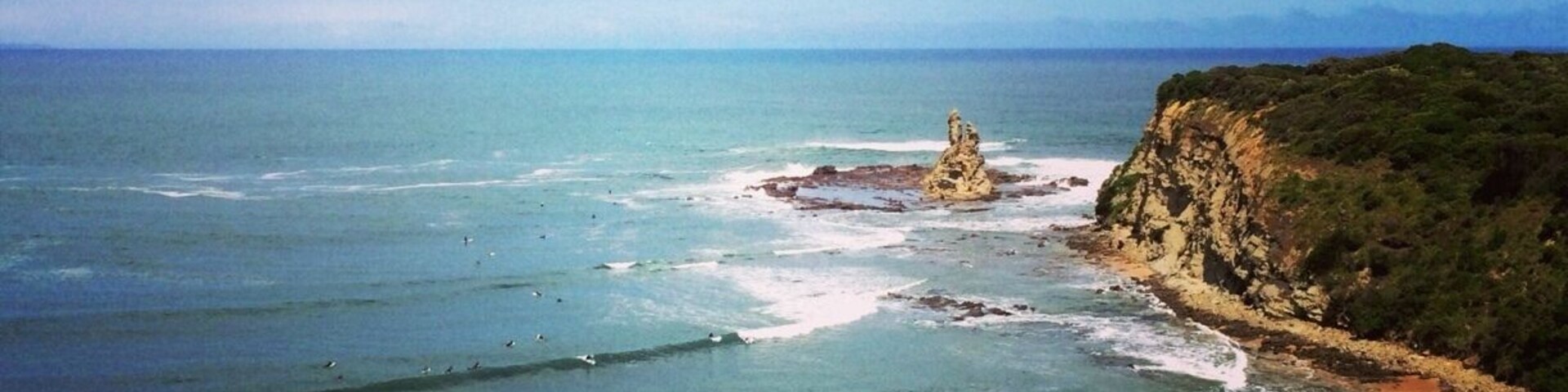 Amazing views from the coastal road. You can see surfers dotted along the cliffs. Not sure what they're up to but be careful of the the rocks! #beachtime #roadtrip