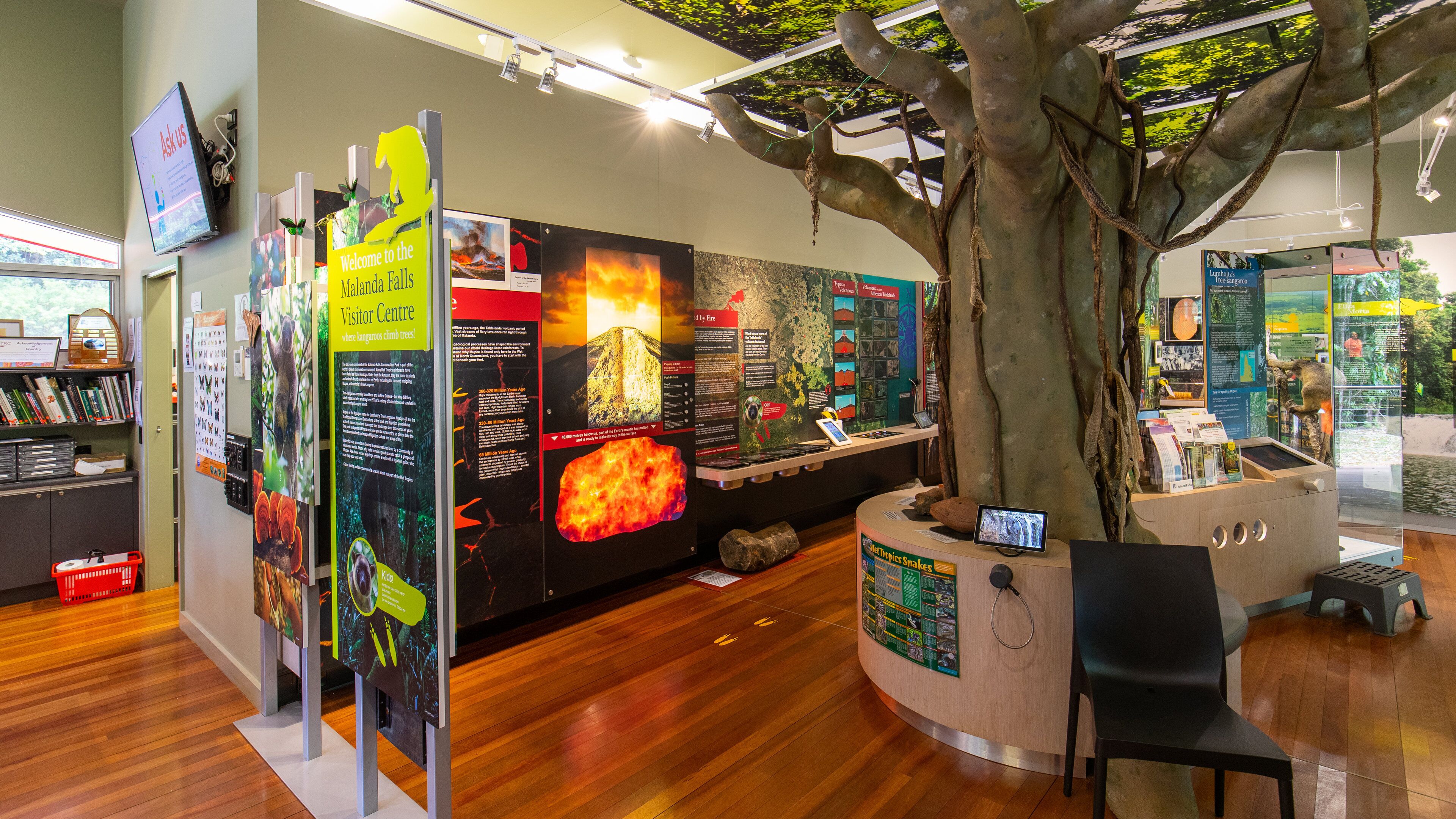 Malanda showing signage and interior views