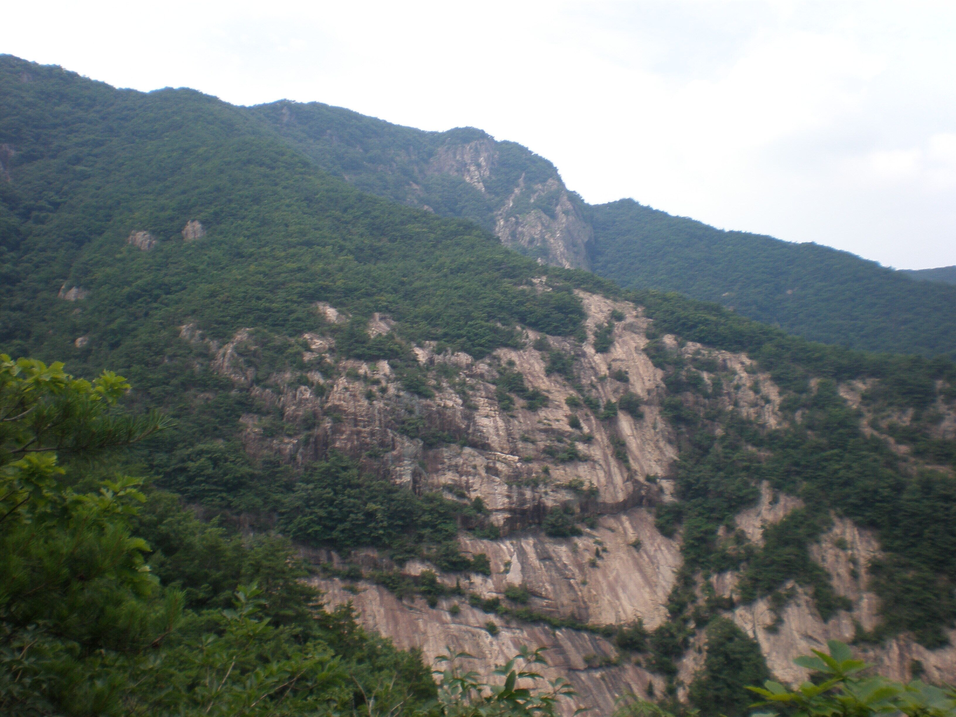 계룡산 도덕봉벼랑