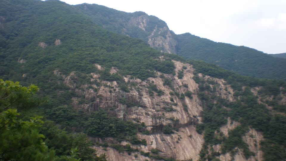 계룡산 도덕봉벼랑