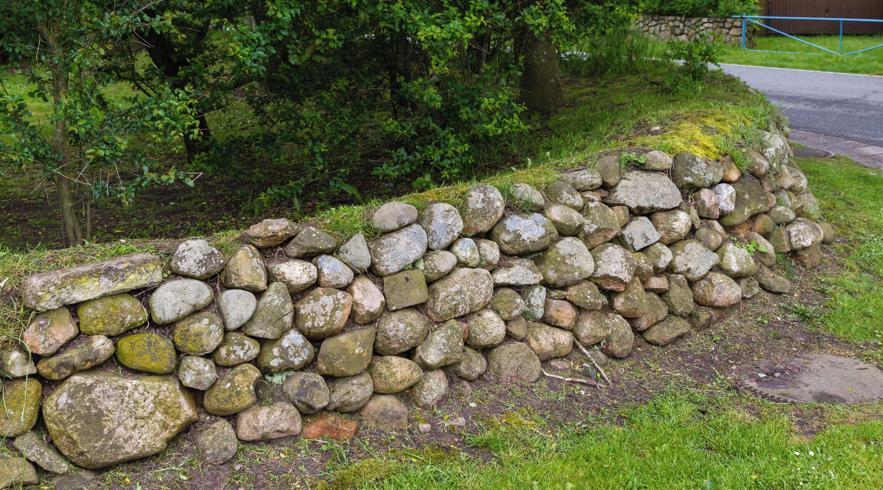 Designation: Friesian embankment Location: Lung Jaat House number: 18 Place: Utersum, Collective municipality Föhr-Amrum, District Nordfriesland, Schleswig-Holstein, Federal Republic of Germany Object identification: 3866