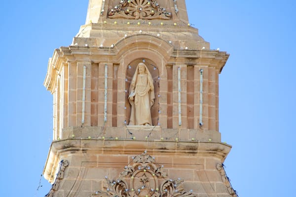 Mellieha Church which includes religious elements, a church or cathedral and heritage architecture