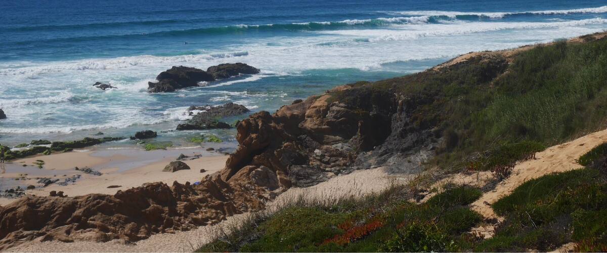 Wild and beautiful, costa Alentejo has many almost untouched spots
#lifeatexpedia #beach #nature #portugal