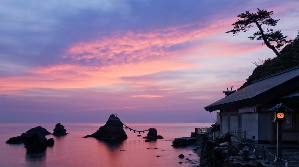 Meoto Iwa, Ise, Watarai District, Mie Prefecture, Kansai Region, Honshu, Japan
