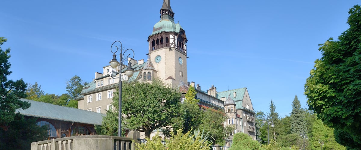 im Kurpark von Bad Flinsberg (Swieradow-zdroj) im Isergebirge,Niederschlesien,Polen
