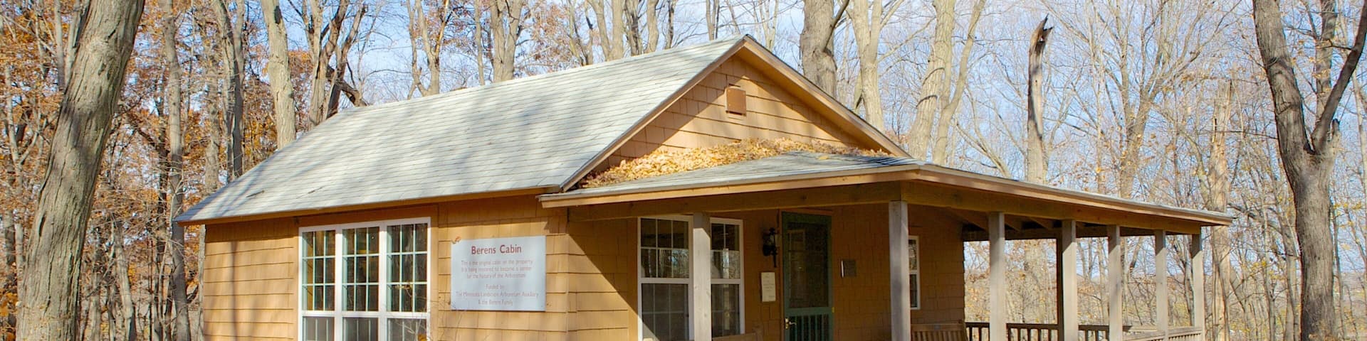 Minnesota Landscape Arboretum which includes landscape views