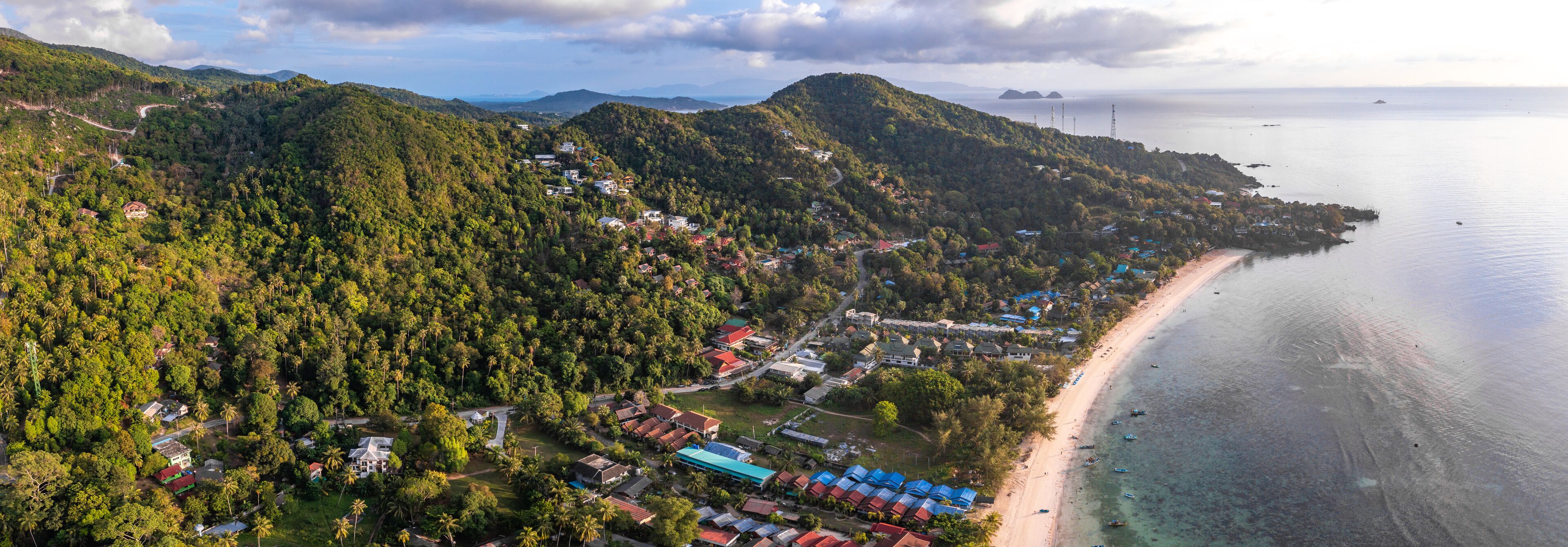 Haad Yao beach in koh Phangan, Surat Thani, Thailand