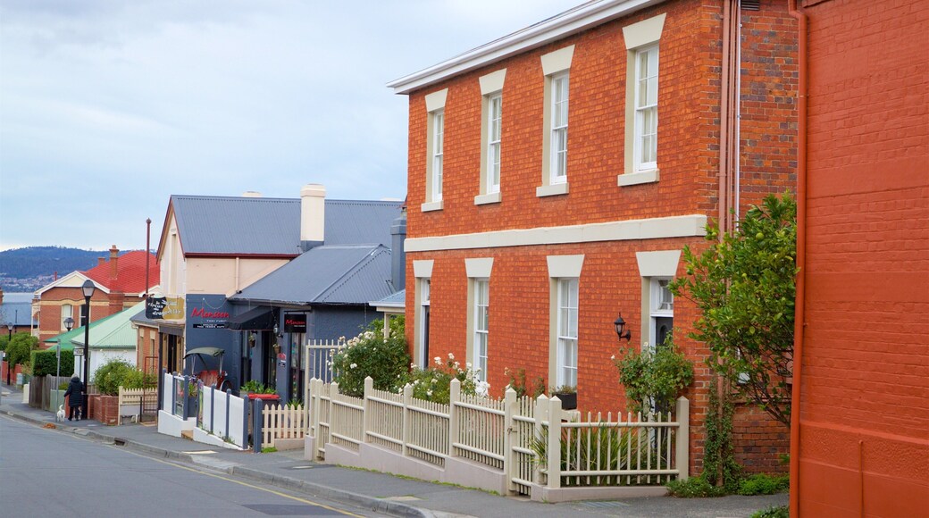 Battery Point trong đó bao gồm căn nhà và cảnh đường phố