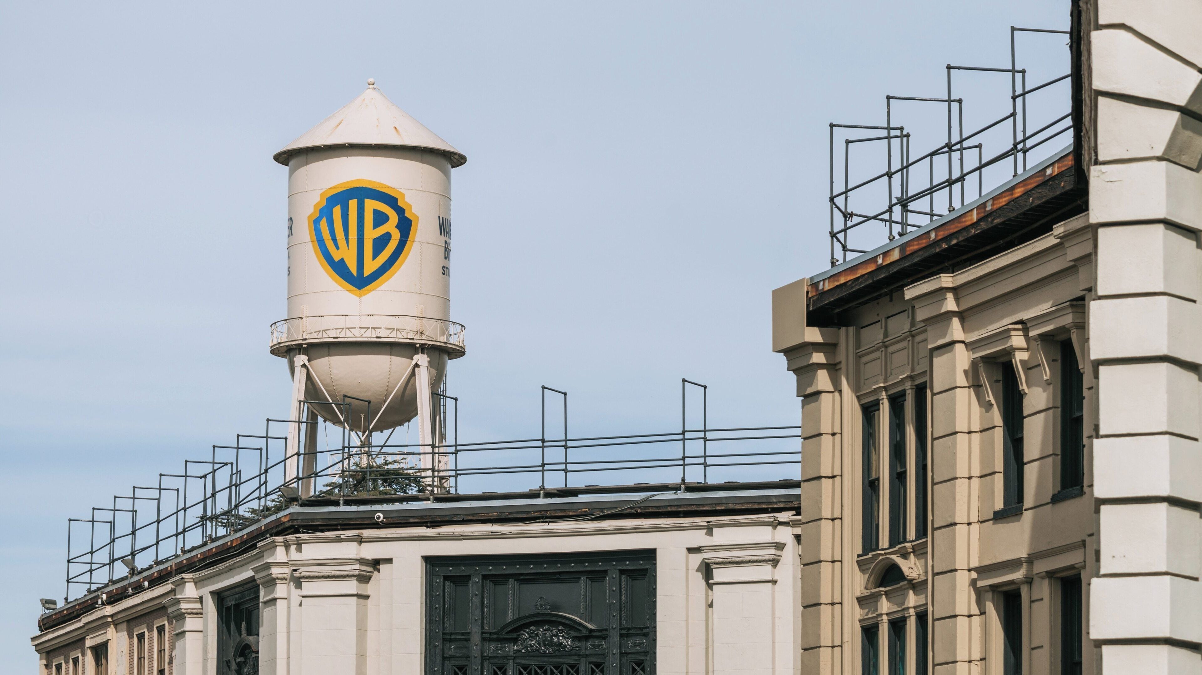 Warner Brothers Studio showcases historic water tower in Burbank, California during a clear sky
