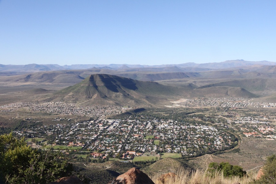 View from Valley Road in Camdeboo National Park