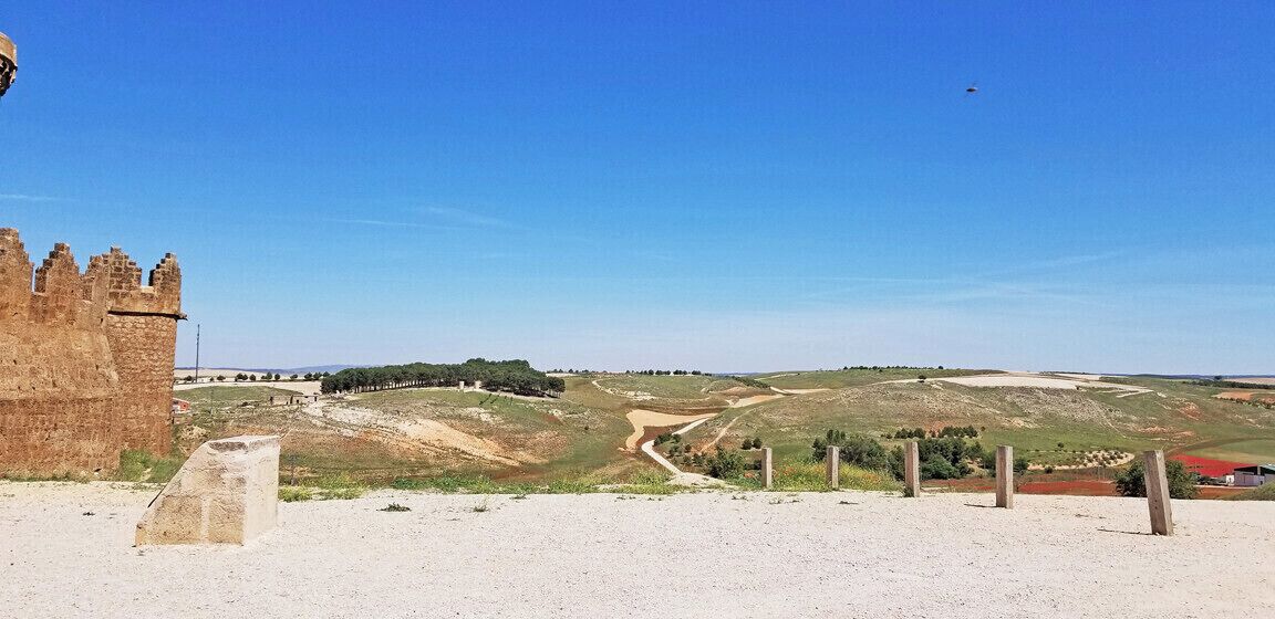 Belmonte Castle is an impressive fortress, but the landscape around it makes it even more spectacular. 