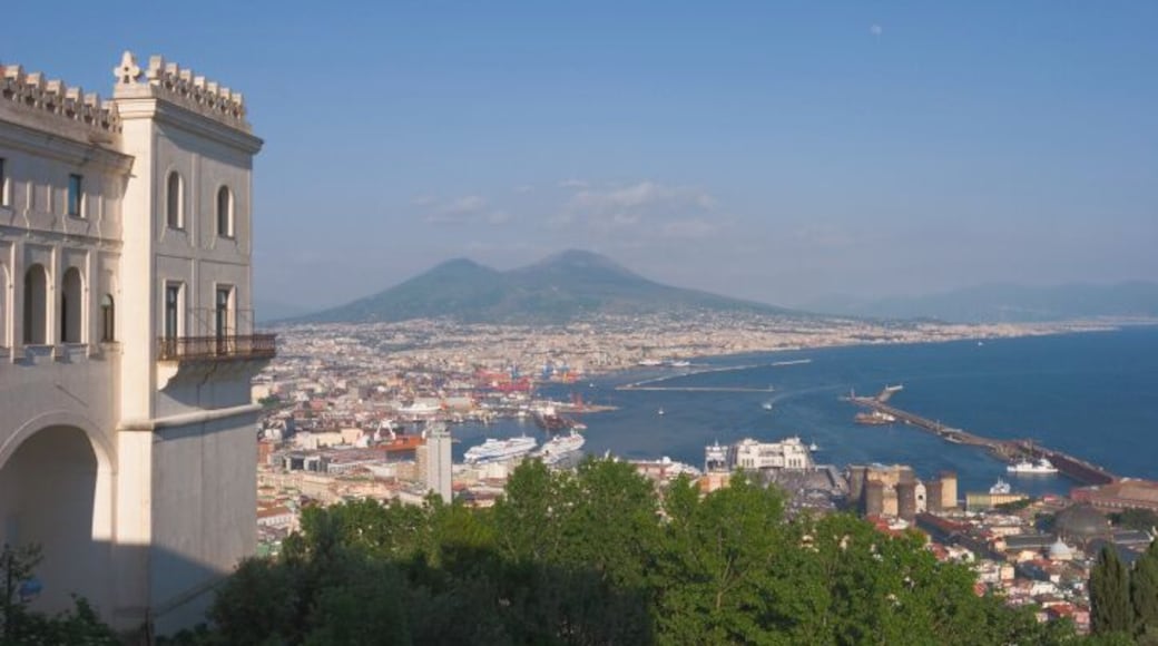 Italy, Campania, Naples, view of Mount Vesuvius