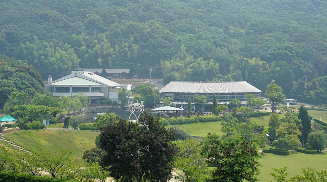 Wellness Park Goshiki is Takadaya Kahei Memorial Park in Sumoto, Hyogo prefecture, Japan.