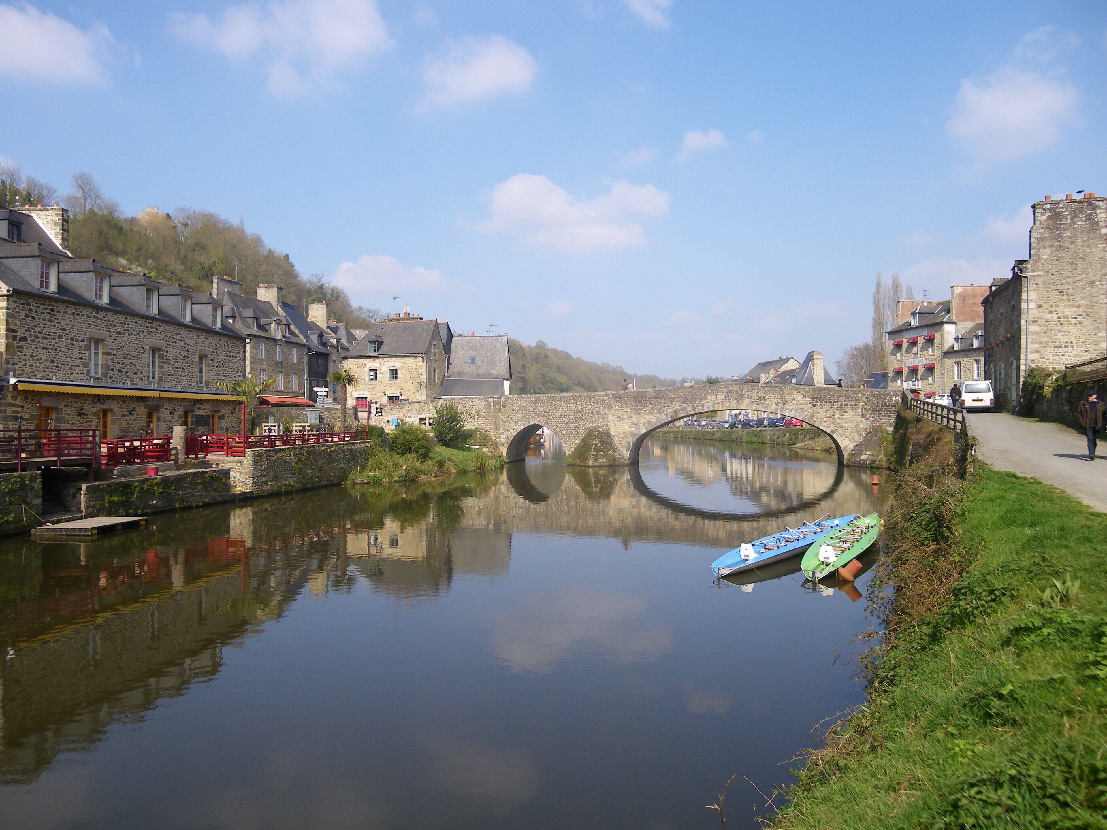 dinan