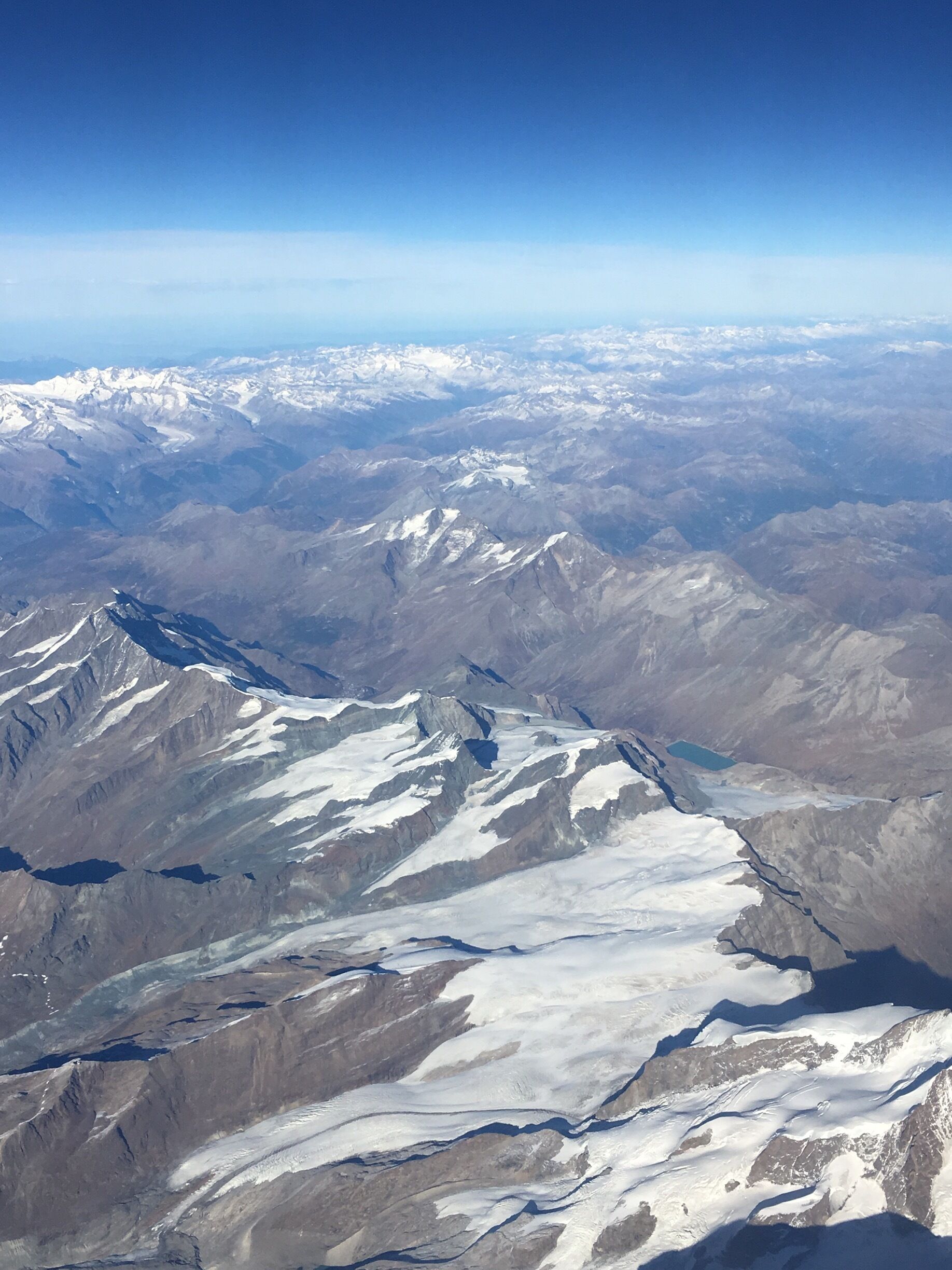 Flying over the Swiss Alps 

#BVSBlue