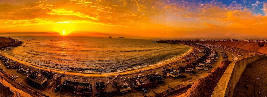 La caída del
Sol en punta hermosa !!!