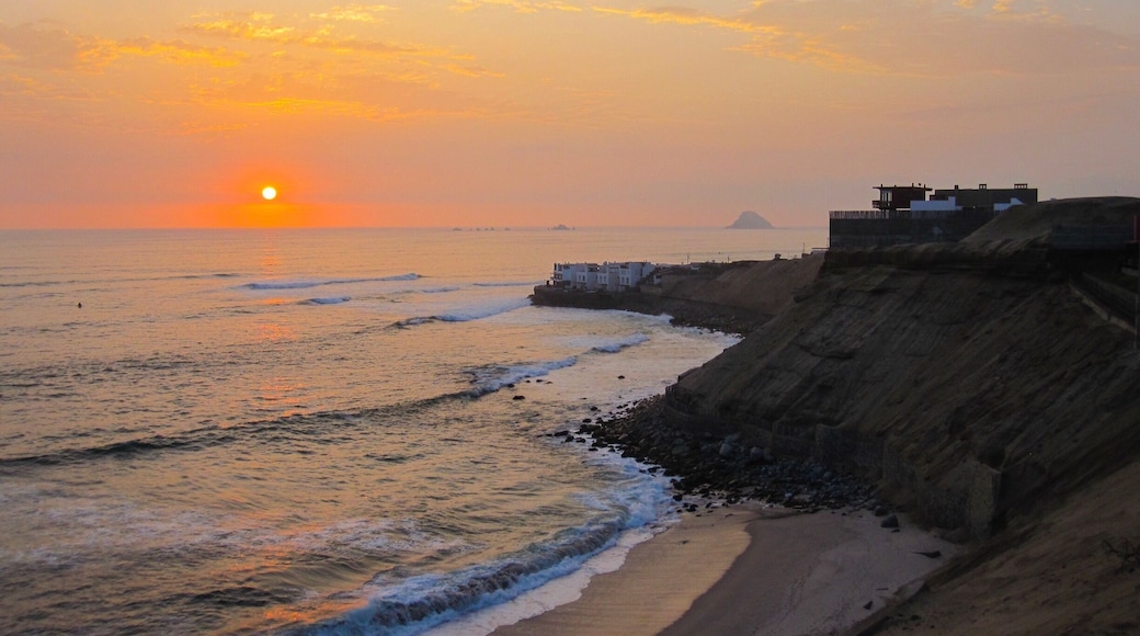 Nice beach in Peru. The food was good too. #beachbound