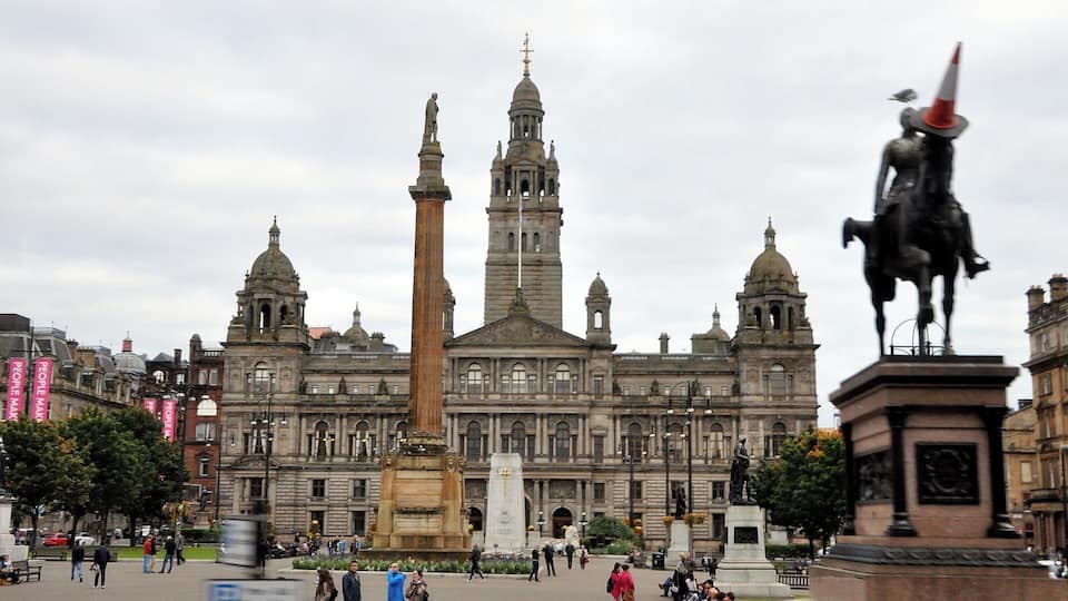 Glasgow, George Square mit City Chambers