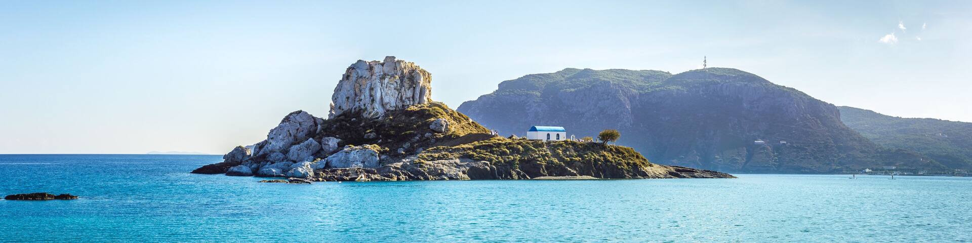 Romantic wedding on greek island