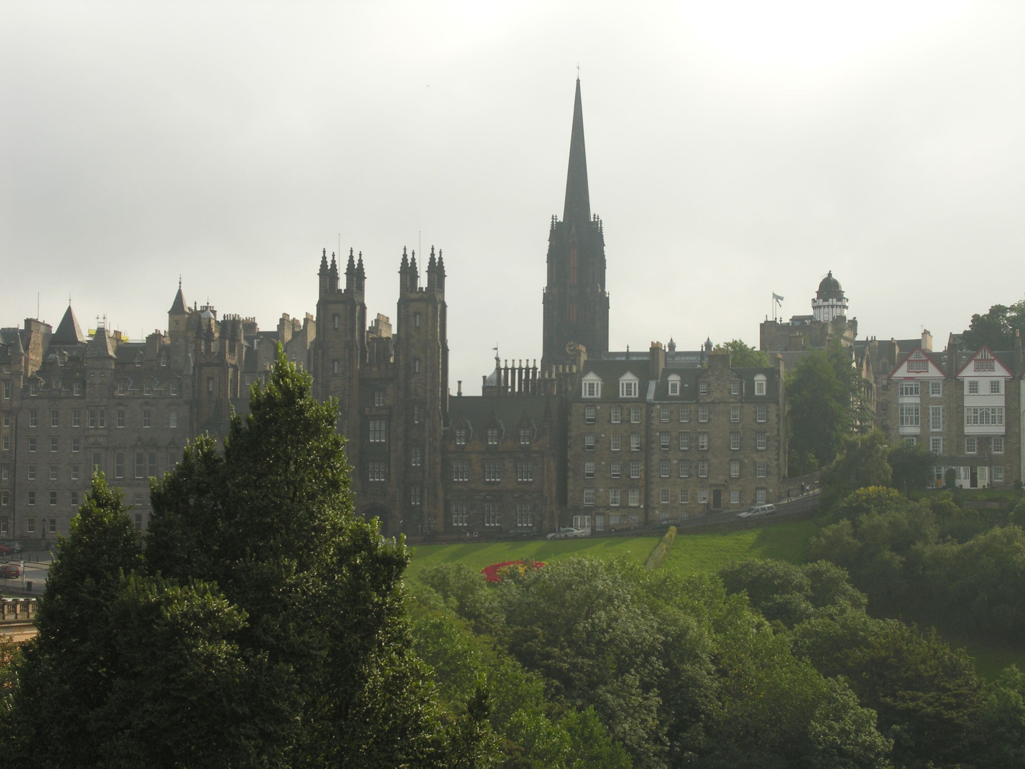 Old and New Towns of Edinburgh (United Kingdom of Great Britain and Northern Ireland)