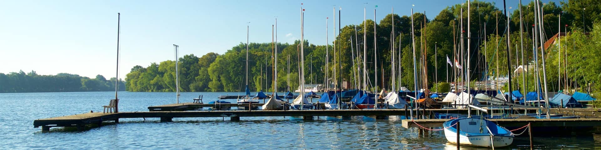 Maschsee featuring a bay or harbor