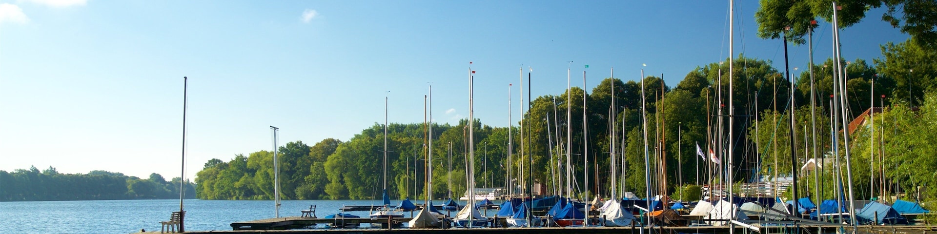 Maschsee featuring a bay or harbor
