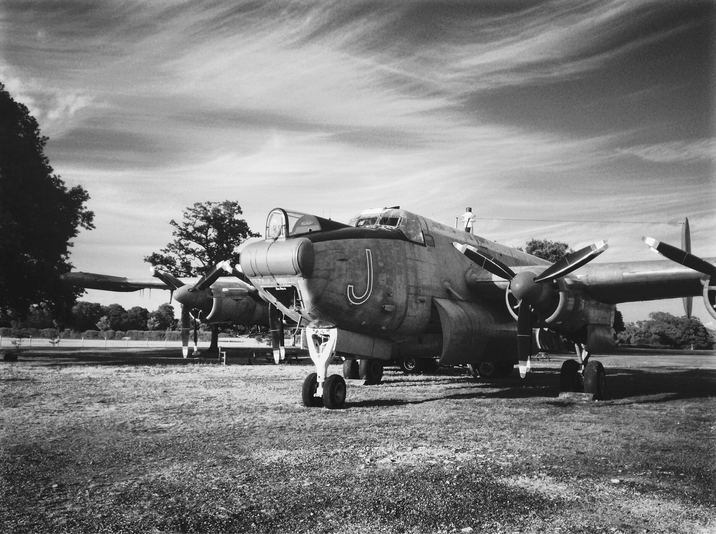 This Shackelton 'J' was the aircraft that was used to test Britian's first nuclear warhead. 