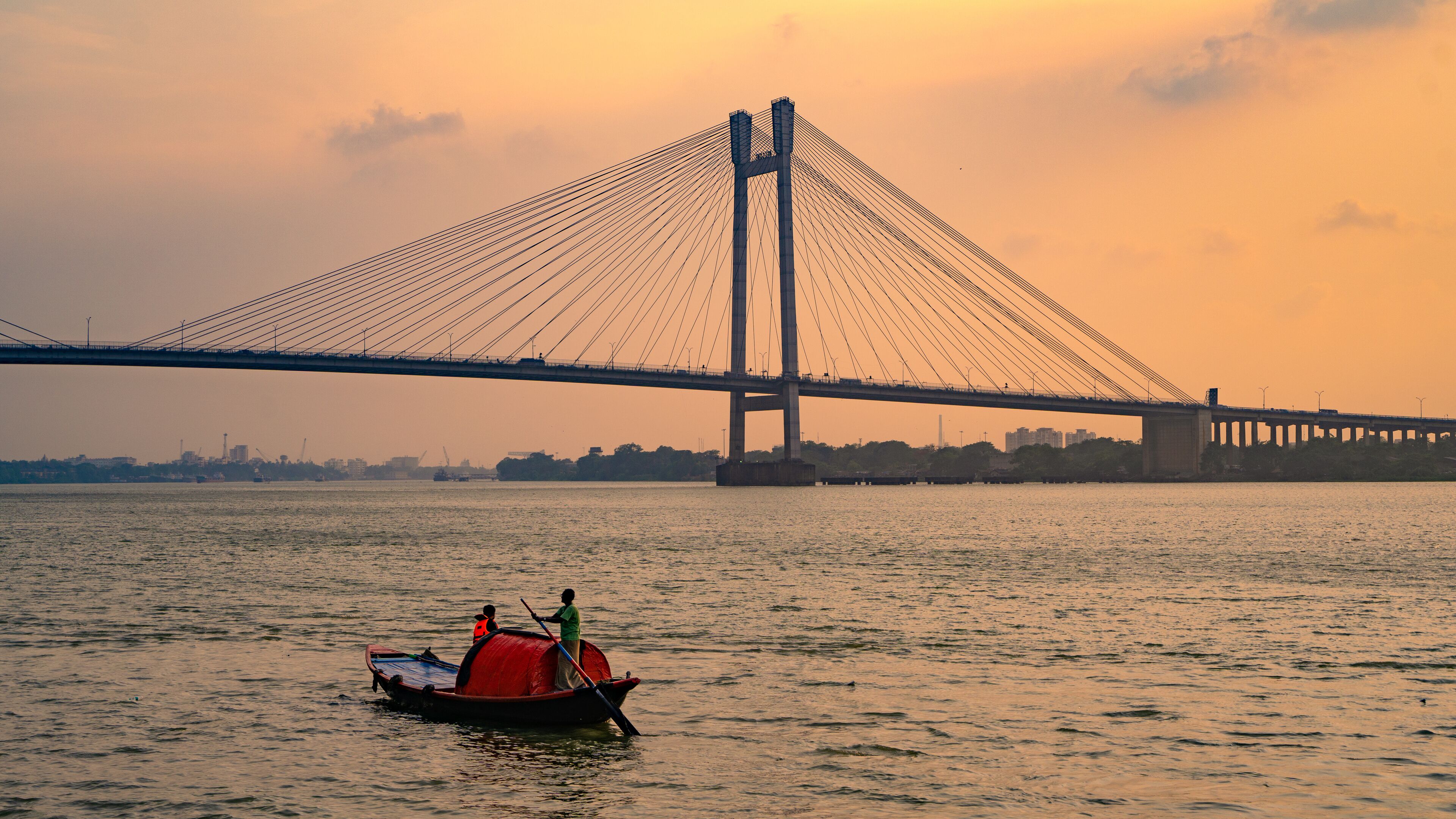 Vidyasagar Setu bridge over Hooghly River in Kolkata, West Bengal, India