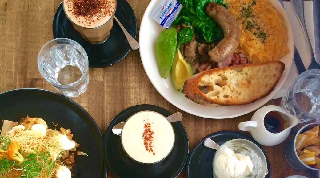 It's a busy small cafe so best to go at odd hours and small groups.
Famous for its green tea lattes, ice teas. affogatos
Cod on the bottom
Cauliflower on the right
Big harvest breakky at top