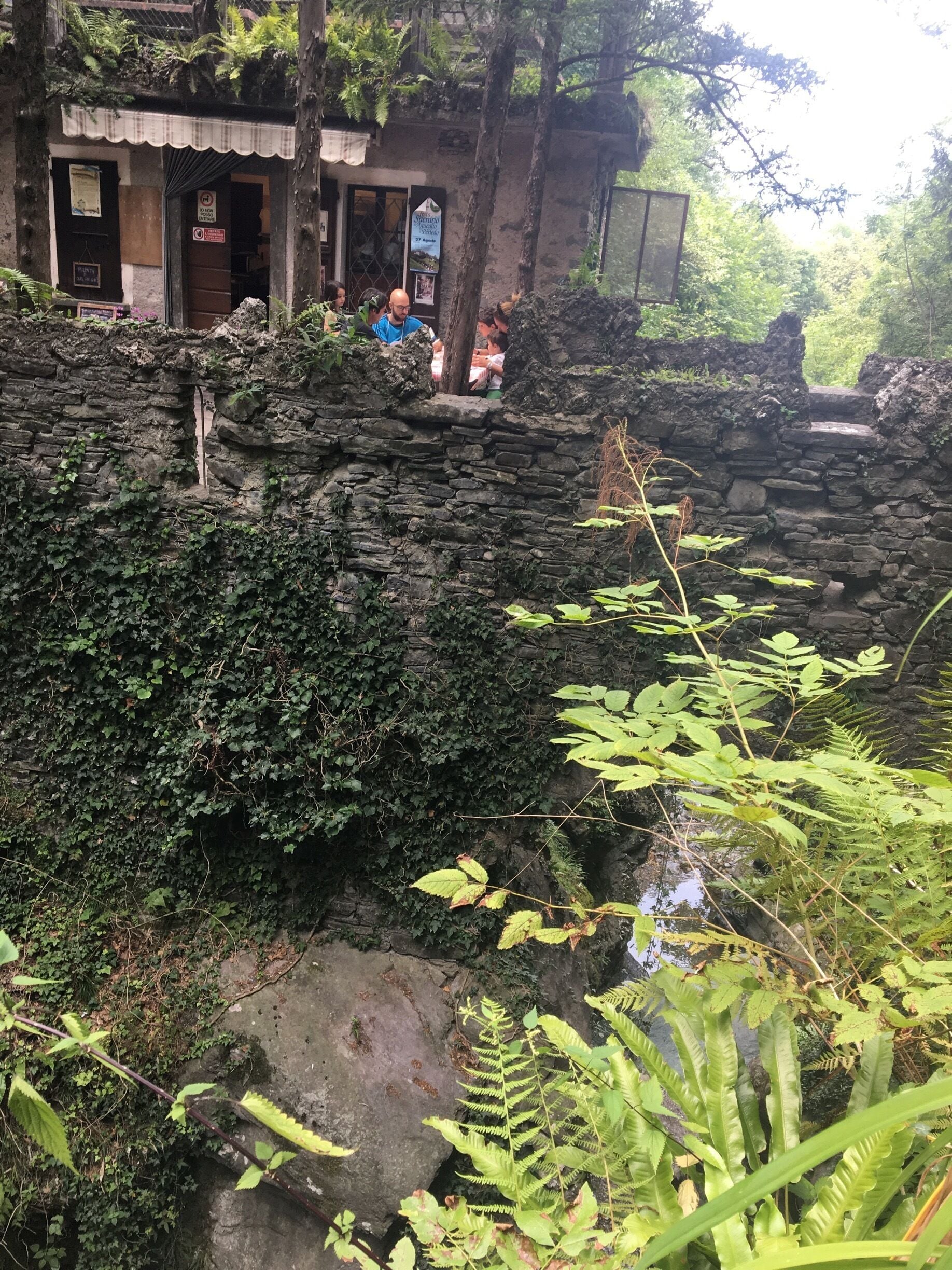 There is a tiny restaurant built into a ravine overlooking a waterfall and natural pools, which serves traditional local polenta with various toppings such as Italian sausage, local cheeses, ribs, or sautéed mushrooms. The setting is magical and the food is delicious. Makes for a great hike from Varenna for lunch, then continue up the hill to Castello DI Vezio for unbeatable views of the lake.