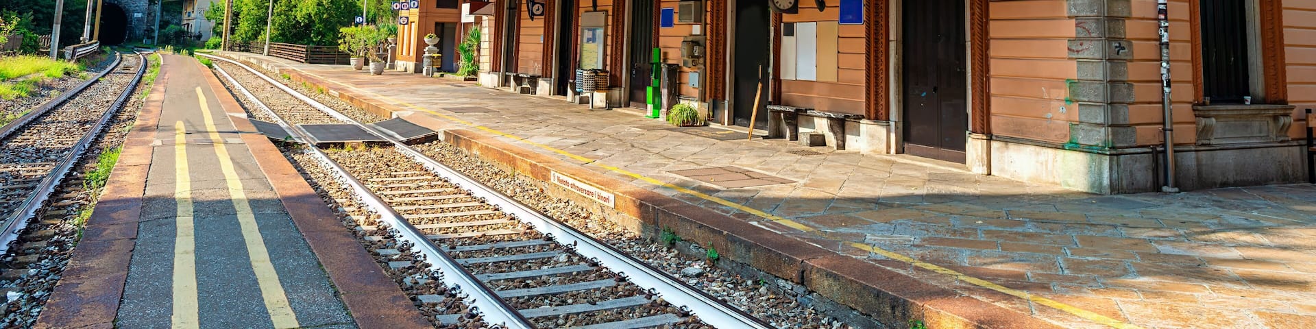 Railway station Varenna