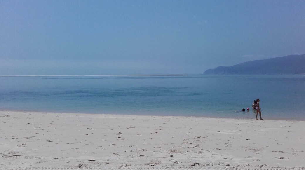 07.06.2016
wonderful place, few people, portuguese sun ant the ocean, what's best ?