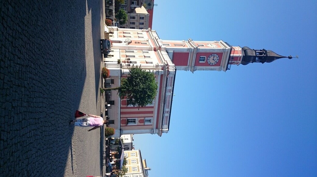 A nice church in the middle of the town square in Leszno, surrounded by amazing restaurants... And ice-cream!