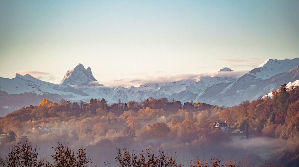 View from the Boulevard des Pyrénées at sunrise during winter in Pau, France