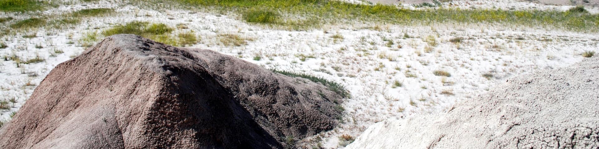 Parc national des Badlands montrant panoramas et scĂšnes tranquilles