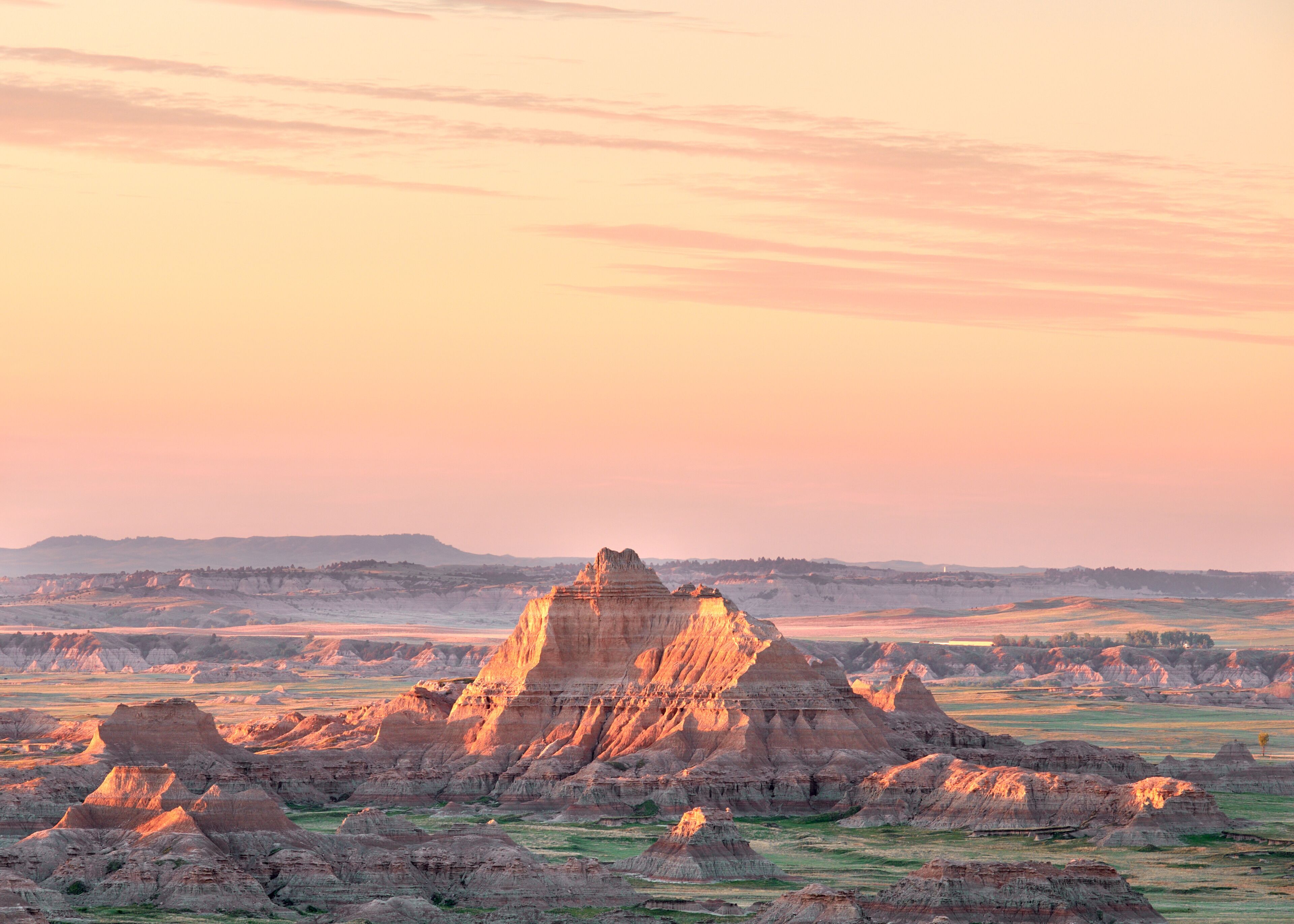 A beautiful sunrise at Badlands National Park in South Dakota