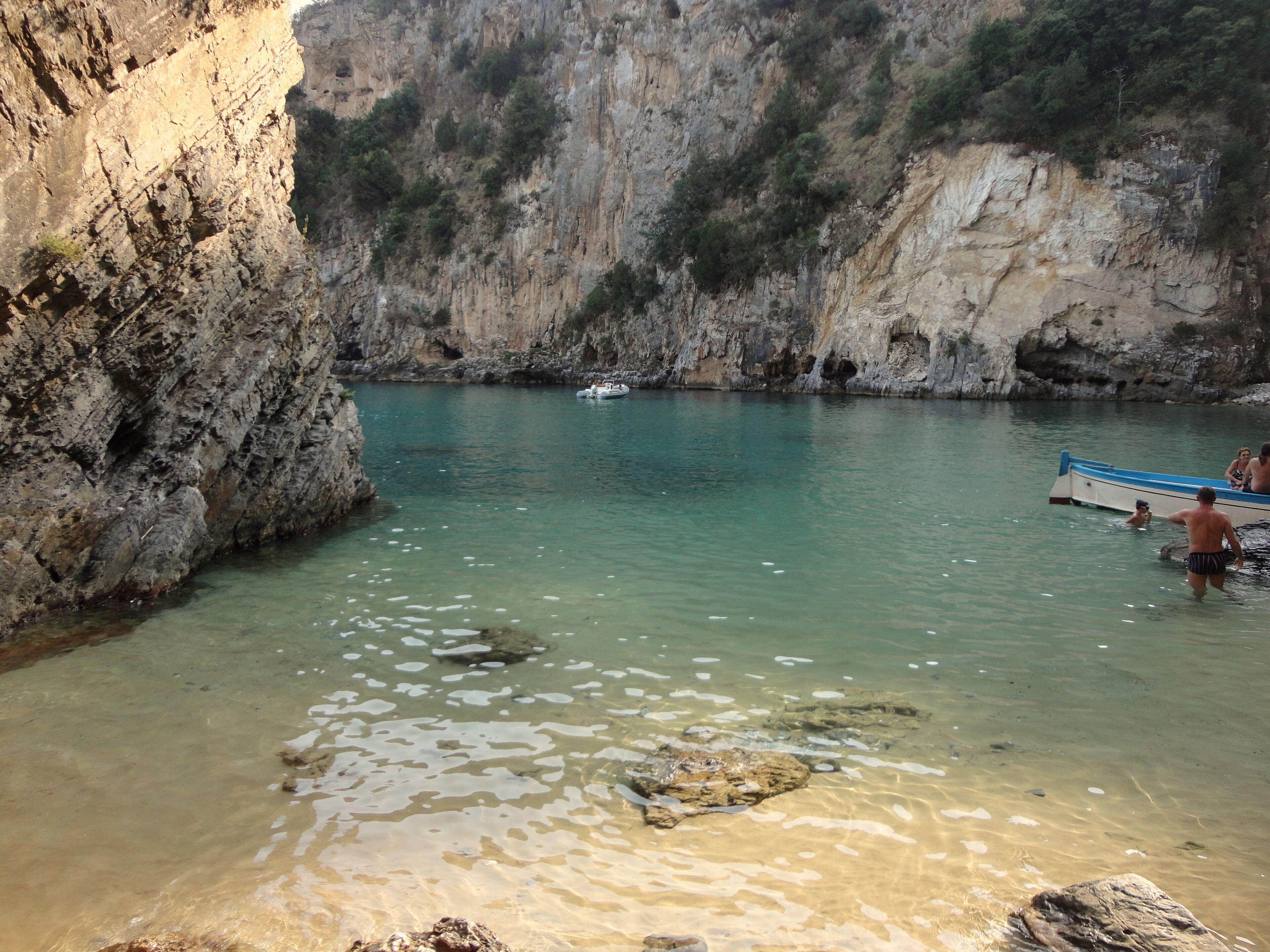 Acqua color smeraldo