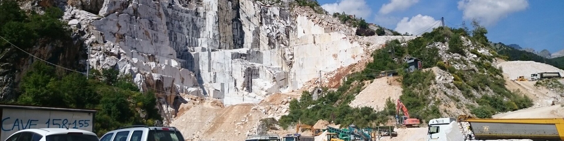 Visit to the marble mountains in carrara, world's most expensive marble.