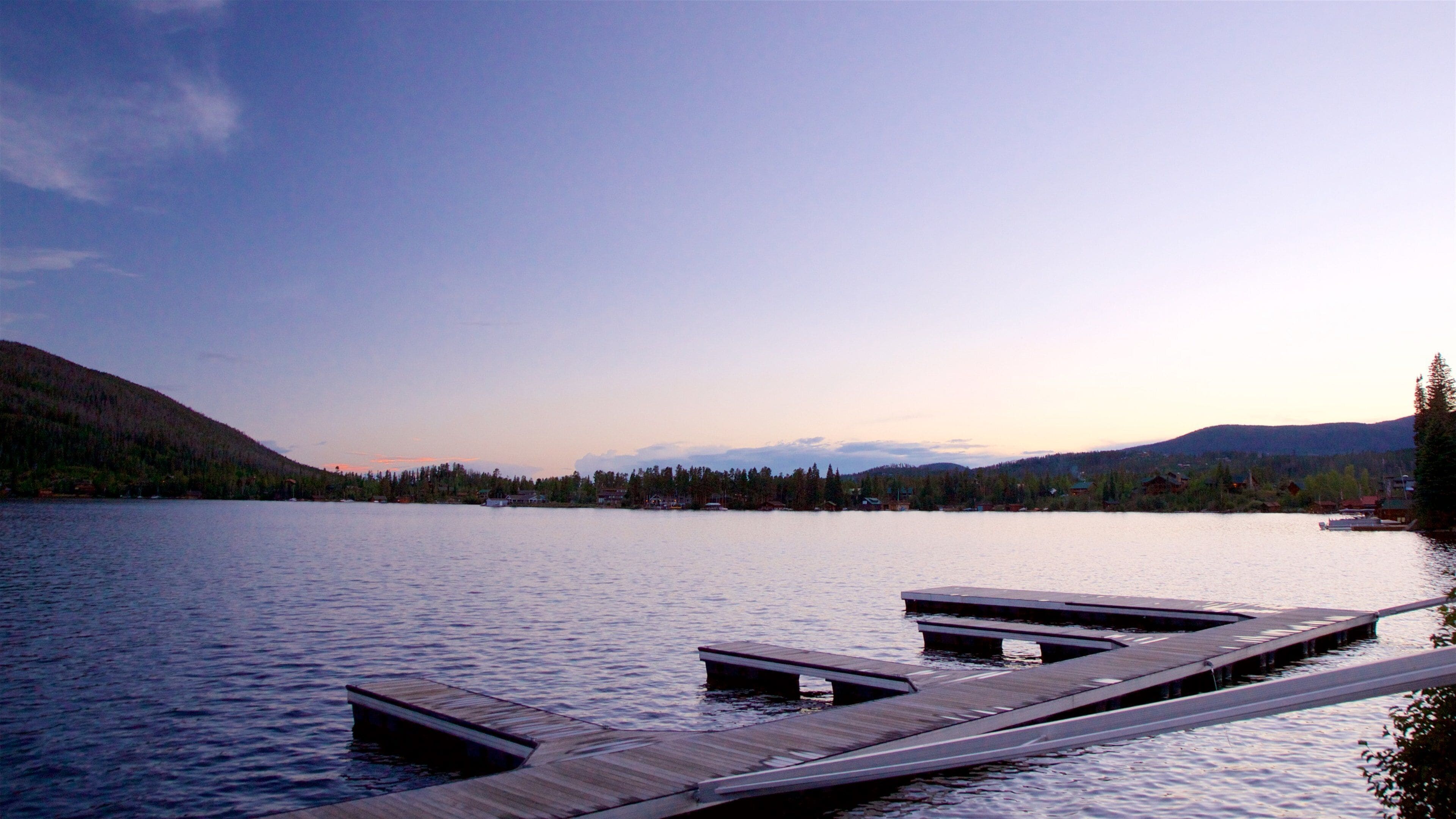 Rocky Mountain National Park showing a sunset and a lake or waterhole