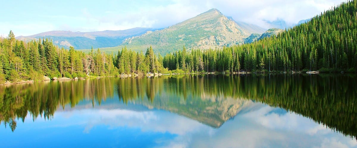 #WeekendGetaway #bearlake #RMNP Beautiful and most popular lake in Rocky Mountain national Park