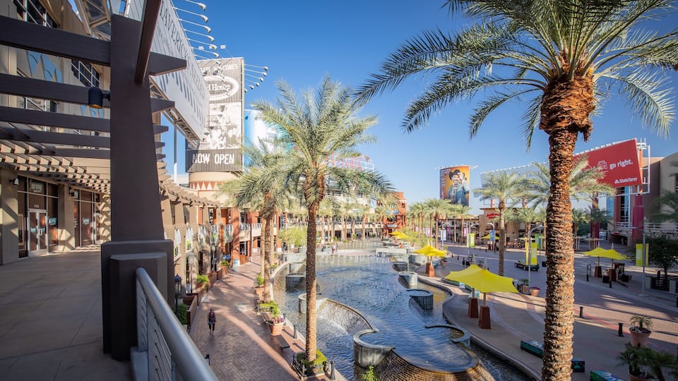 Westgate Entertainment District