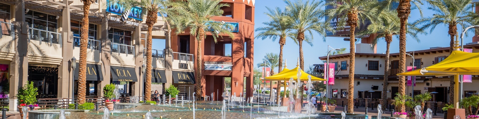 Westgate Entertainment District which includes signage and a fountain