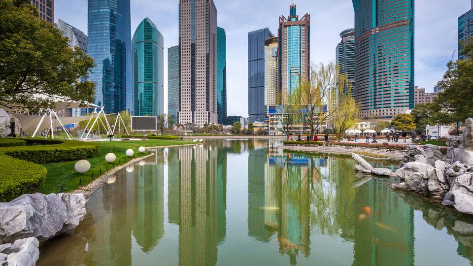 shanghai lujiazui; Shutterstock ID 403309660