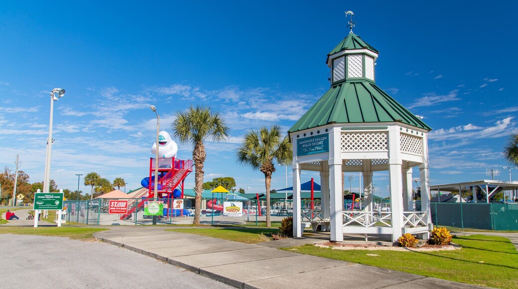 Frank Brown Park which includes a garden